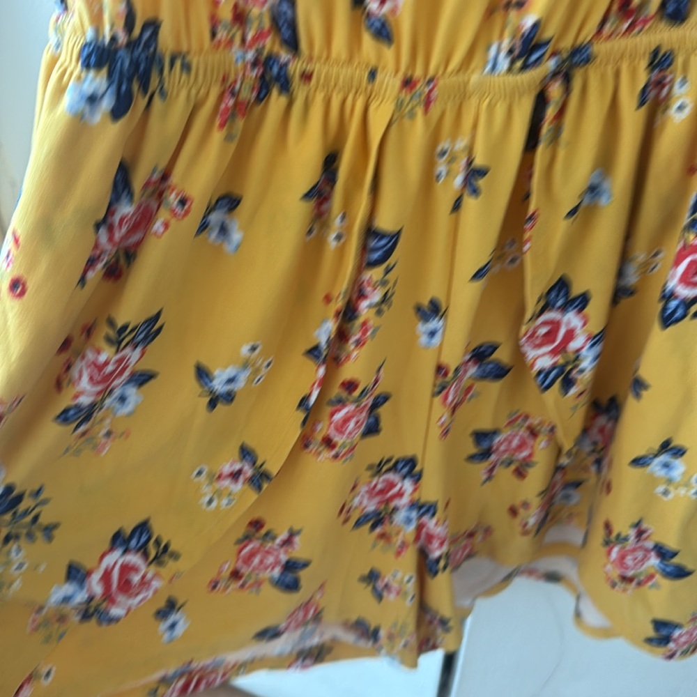 Yellow Ruffled Off-Shoulder Sundress - Picture 4 of 6
